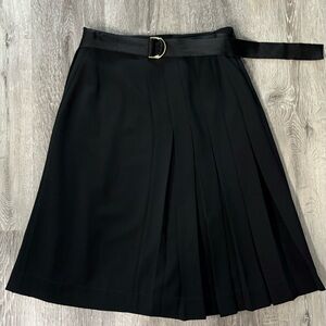 Diane Von Furstenberg black pleated skirt